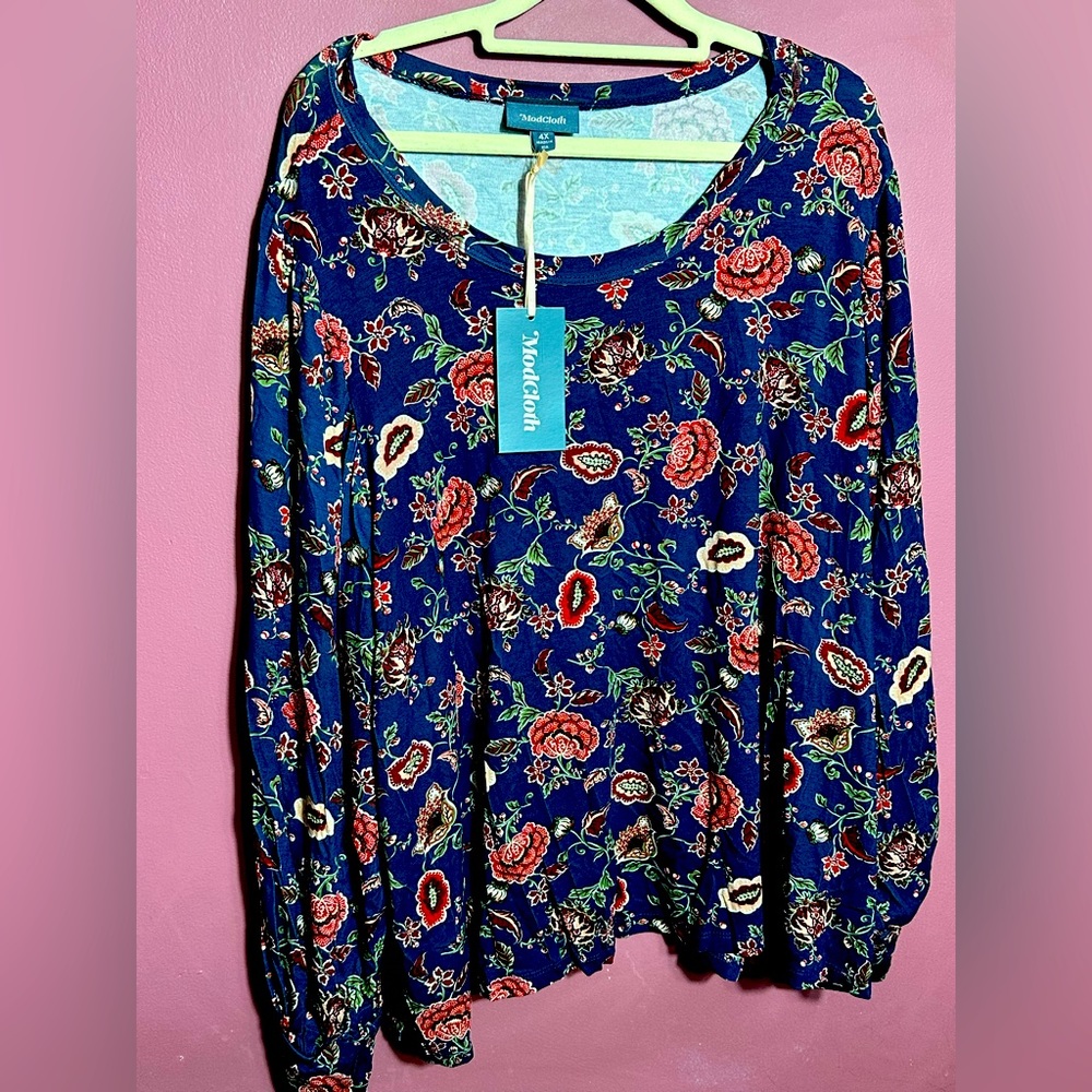 💙 Modcloth Beyond Basic Floral Long Sleeve T-Shirt NWT
